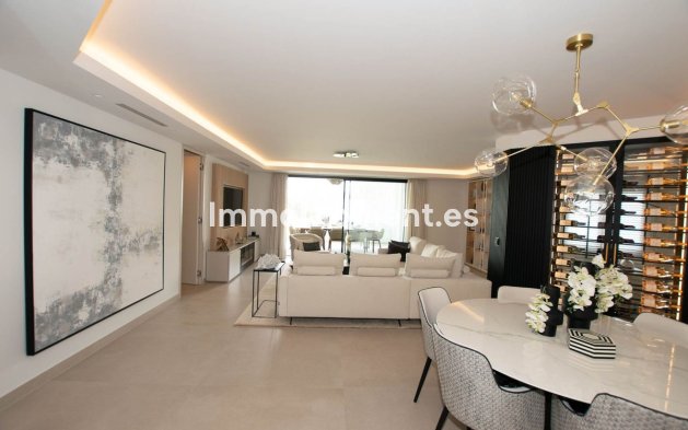 Wiederverkauf - Wohnung - Marbella - Puerto Banús