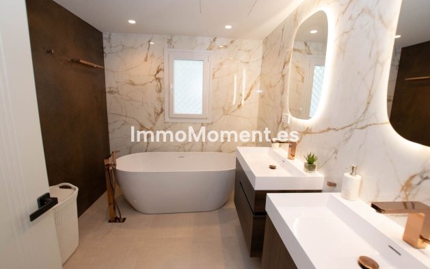 Wiederverkauf - Wohnung - Marbella - Puerto Banús