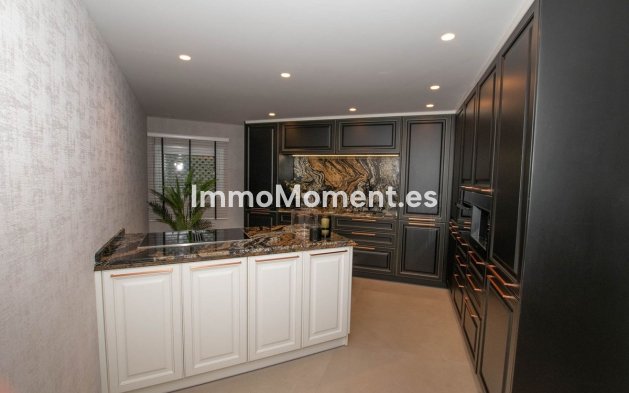 Wiederverkauf - Wohnung - Marbella - Puerto Banús