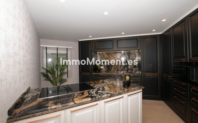 Wiederverkauf - Wohnung - Marbella - Puerto Banús