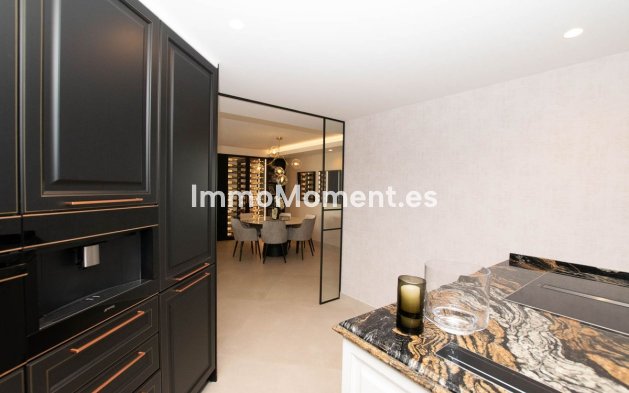 Wiederverkauf - Wohnung - Marbella - Puerto Banús