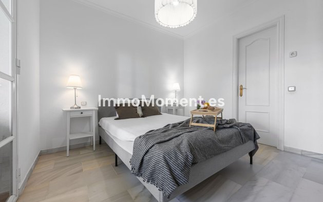 Revente - Maison mitoyenne - Estepona  - Estepona Centro