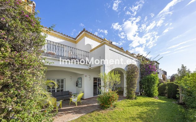 Revente - Maison mitoyenne - Estepona  - Estepona Centro