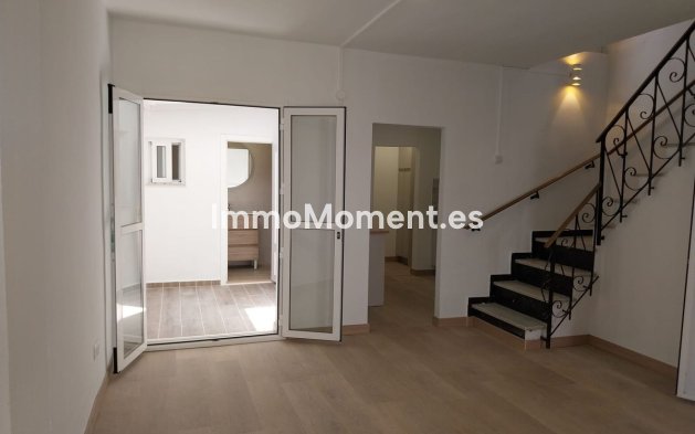 Resale - Townhouse - Inland  - Coín