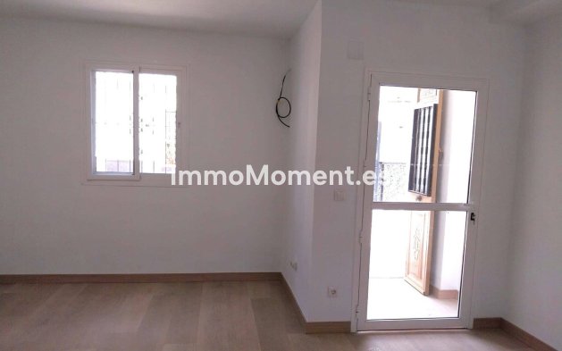 Resale - Townhouse - Inland  - Coín