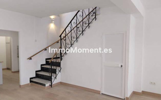 Resale - Townhouse - Inland  - Coín