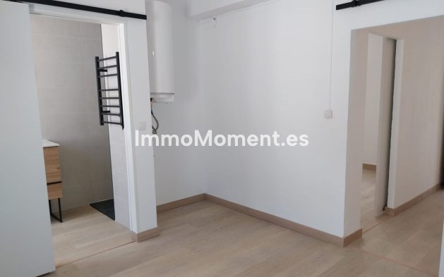 Resale - Townhouse - Inland  - Coín