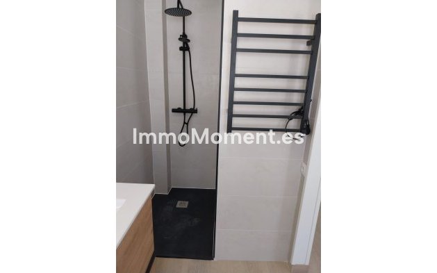 Resale - Townhouse - Inland  - Coín
