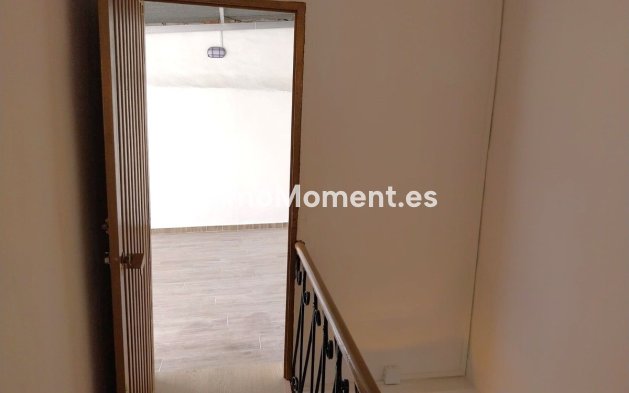 Resale - Townhouse - Inland  - Coín