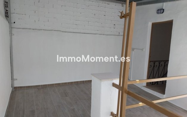 Resale - Townhouse - Inland  - Coín