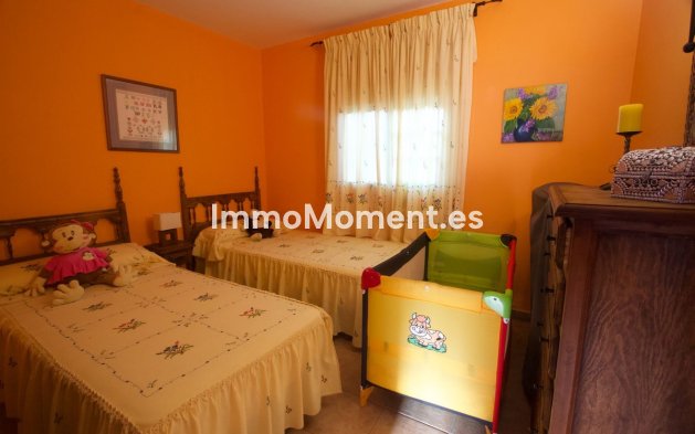Reventa - Villa independiente - Casares - Casares Centro