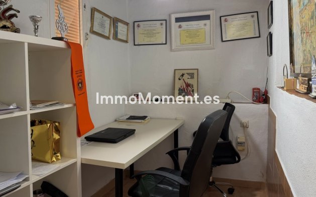Revente - Maison de campagne - Estepona  - Estepona Centro