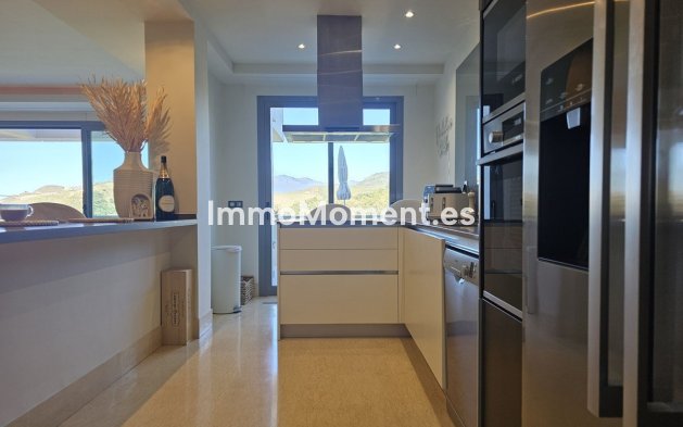 Reventa - Apartamento - Benahavís - Benahavís Centro