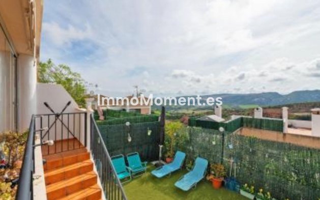 Reventa - Apartamento - Casares - Casares Centro