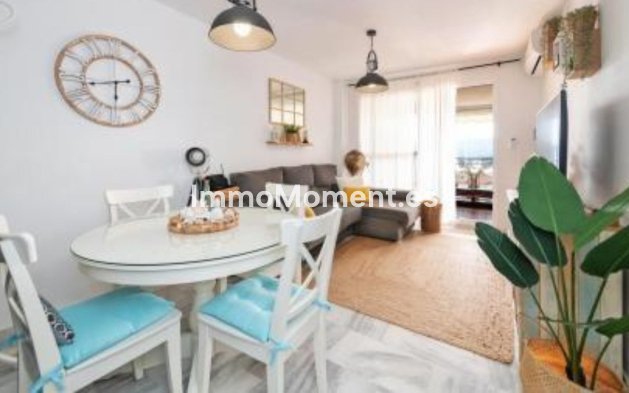 Reventa - Apartamento - Casares - Casares Centro