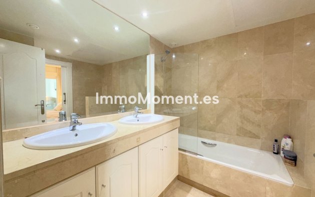 Revente - Appartement - Estepona  - Estepona Centro