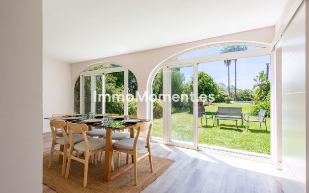 Revente - Appartement - Estepona  - Atalaya
