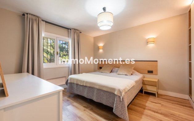 Revente - Appartement - Estepona  - Atalaya