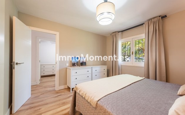 Revente - Appartement - Estepona  - Atalaya