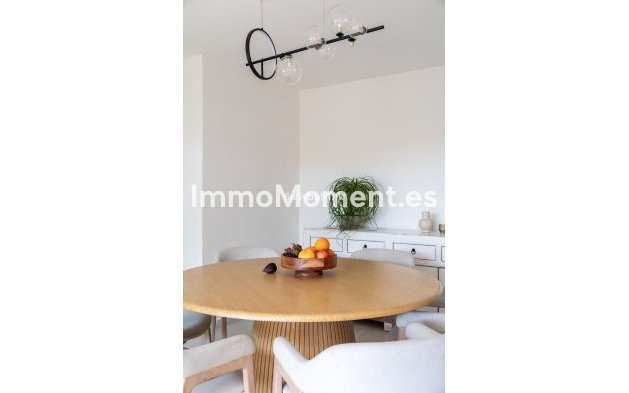 Bestaande woning - Vrijstaande villa - Binnenland  - Alhaurín de la Torre