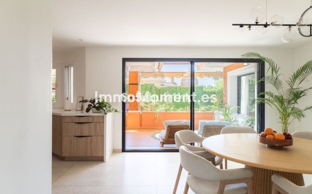 Bestaande woning - Vrijstaande villa - Binnenland  - Alhaurín de la Torre