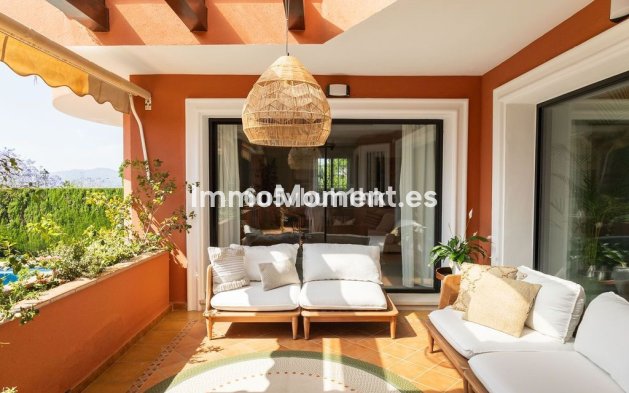 Bestaande woning - Vrijstaande villa - Binnenland  - Alhaurín de la Torre