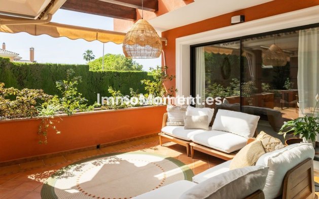 Bestaande woning - Vrijstaande villa - Binnenland  - Alhaurín de la Torre