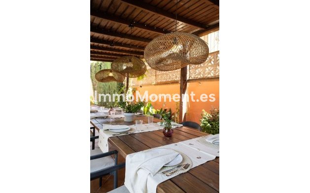 Bestaande woning - Vrijstaande villa - Binnenland  - Alhaurín de la Torre