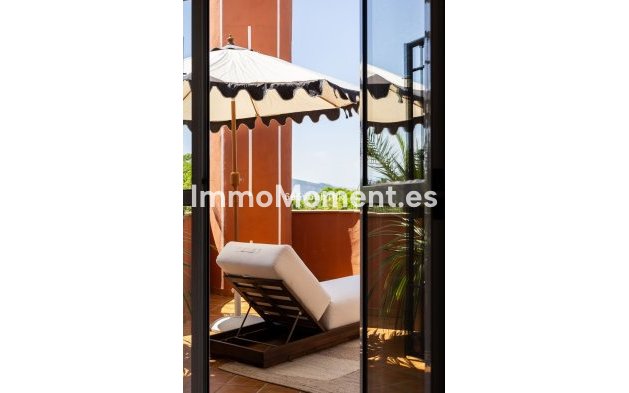 Bestaande woning - Vrijstaande villa - Binnenland  - Alhaurín de la Torre