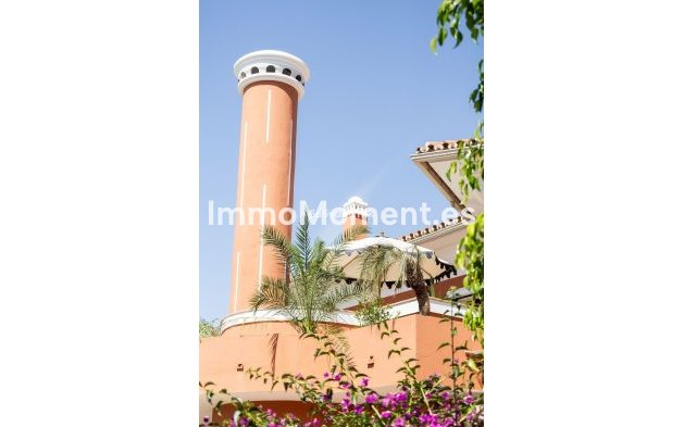 Bestaande woning - Vrijstaande villa - Binnenland  - Alhaurín de la Torre