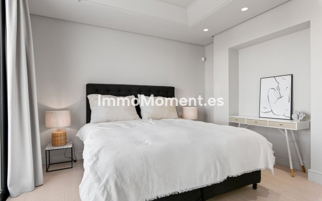 Resale - Detached villa - Estepona - New Golden Mile