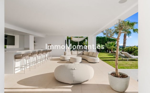 Resale - Detached villa - Estepona - New Golden Mile