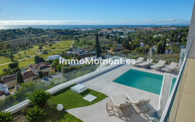 Resale - Detached villa - Estepona - New Golden Mile
