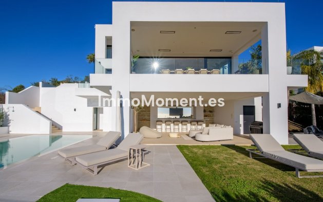 Resale - Detached villa - Estepona - New Golden Mile
