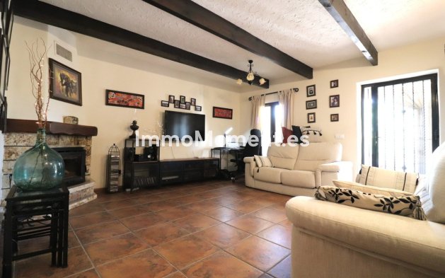 Bestaande woning - Vrijstaande villa - Albatera - Albatera Centro