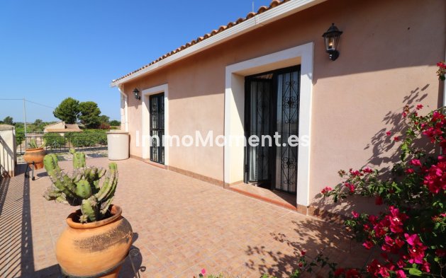 Bestaande woning - Vrijstaande villa - Albatera - Albatera Centro