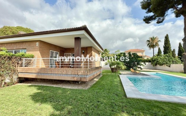 Wiederverkauf - Freistehende Villa - La Nucía - La Nucia Centro