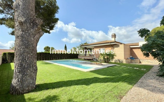 Wiederverkauf - Freistehende Villa - La Nucía - La Nucia Centro