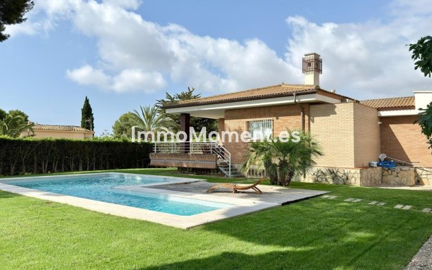 Wiederverkauf - Freistehende Villa - La Nucía - La Nucia Centro