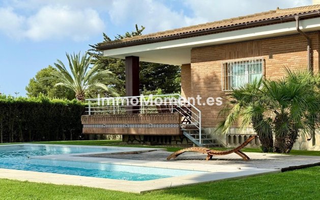 Wiederverkauf - Freistehende Villa - La Nucía - La Nucia Centro