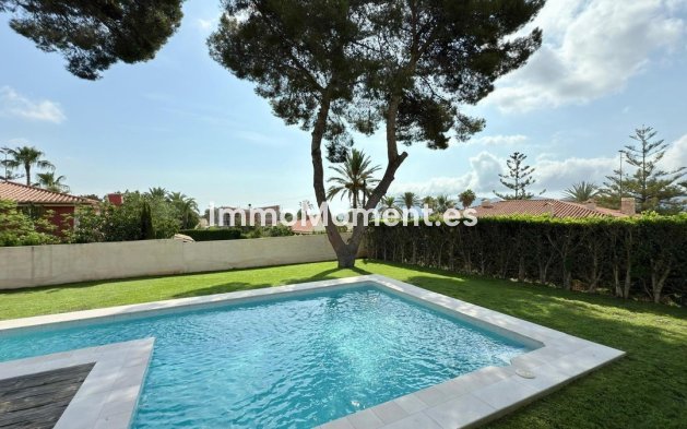 Wiederverkauf - Freistehende Villa - La Nucía - La Nucia Centro