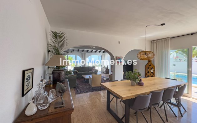 Wiederverkauf - Freistehende Villa - La Nucía - La Nucia Centro