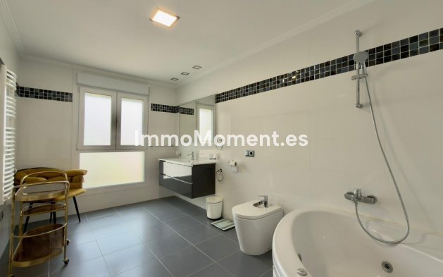 Resale - Apartment - Villajoyosa - Villajoyosa Centro