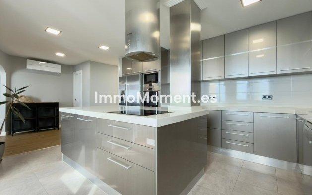 Resale - Apartment - Villajoyosa - Villajoyosa Centro