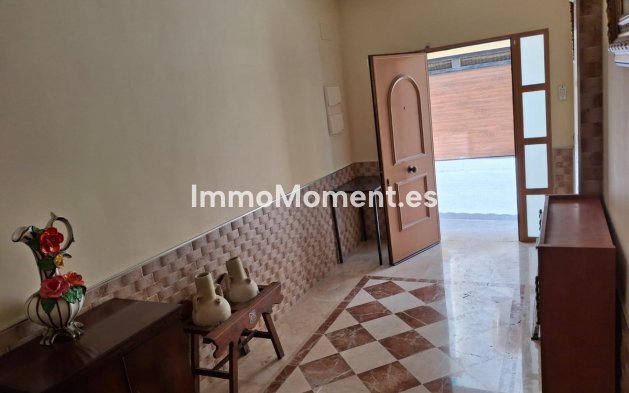 Bestaande woning - Vrijstaande villa - La Nucía - La Nucia Centro
