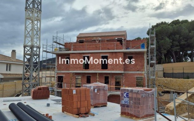 Wiederverkauf - Freistehende Villa - La Nucía - La Nucia Centro