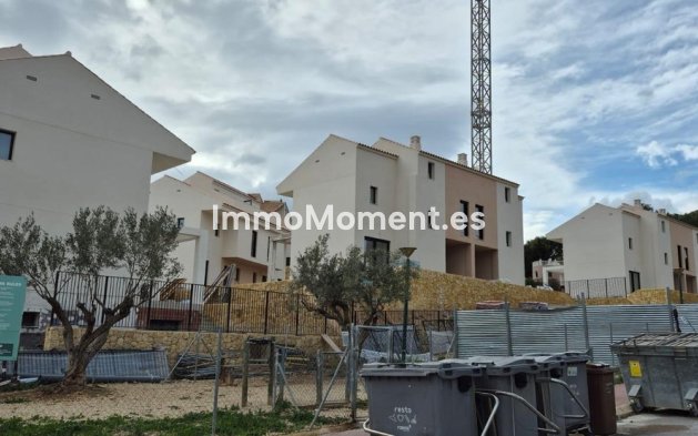 Wiederverkauf - Freistehende Villa - La Nucía - La Nucia Centro