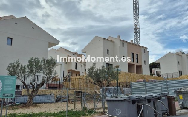 Wiederverkauf - Freistehende Villa - La Nucía - La Nucia Centro
