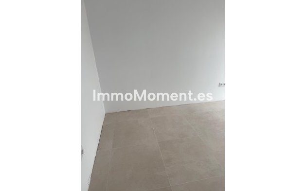 Wiederverkauf - Freistehende Villa - La Nucía - La Nucia Centro