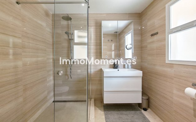 Resale - Apartment - Benahavís - Benahavís Centro